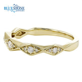 14KYG Diamond Shaped Ring w/ Diamonds - Sz. 7